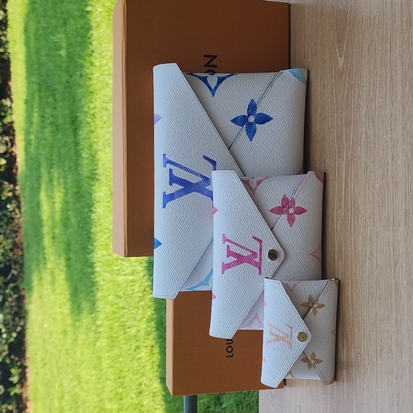 Kirigami Pochette Set By the Pool 2023 Collection - Picture 1 of 5